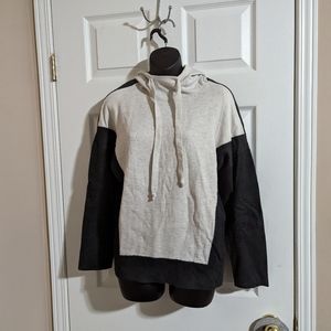 Rachel Zoe Sweatshirt Medium